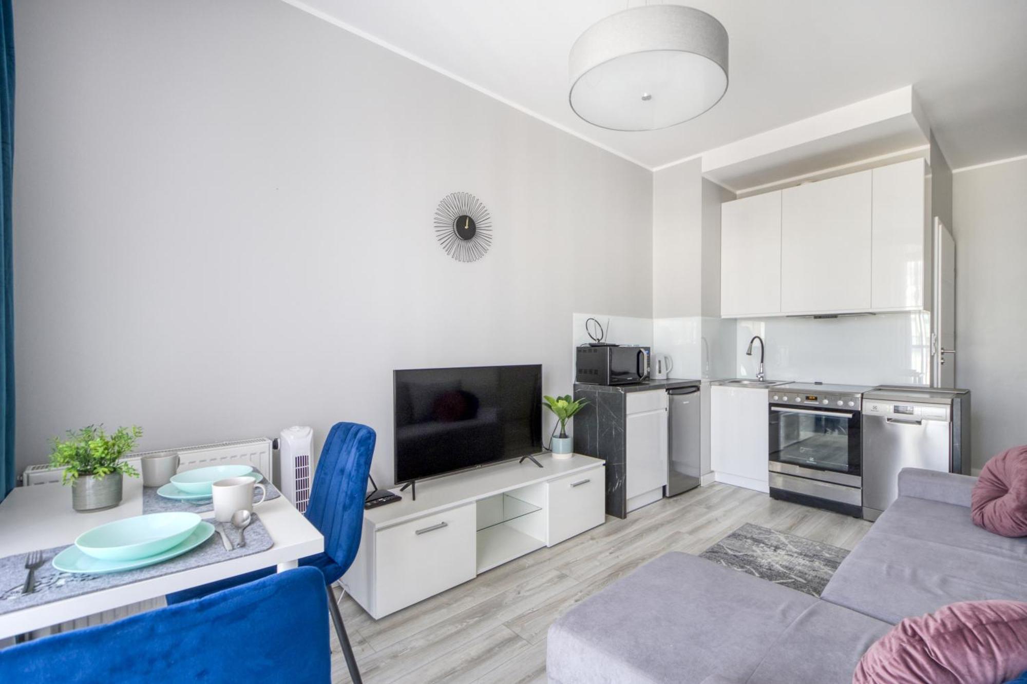 Apartment Inside Airport & Business